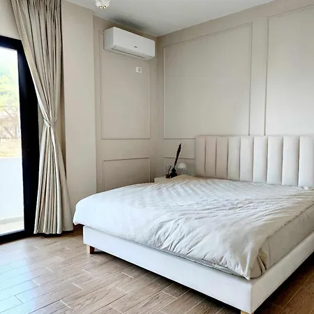 With Sea View Apartment *